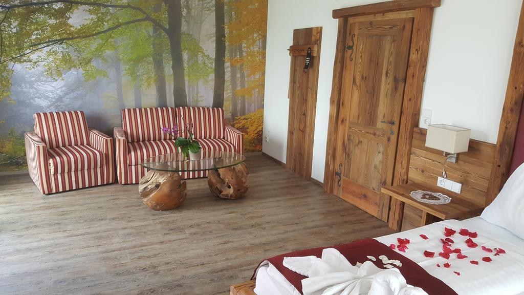 Hotel Restaurant Perschler Rattenberg  Buitenkant foto